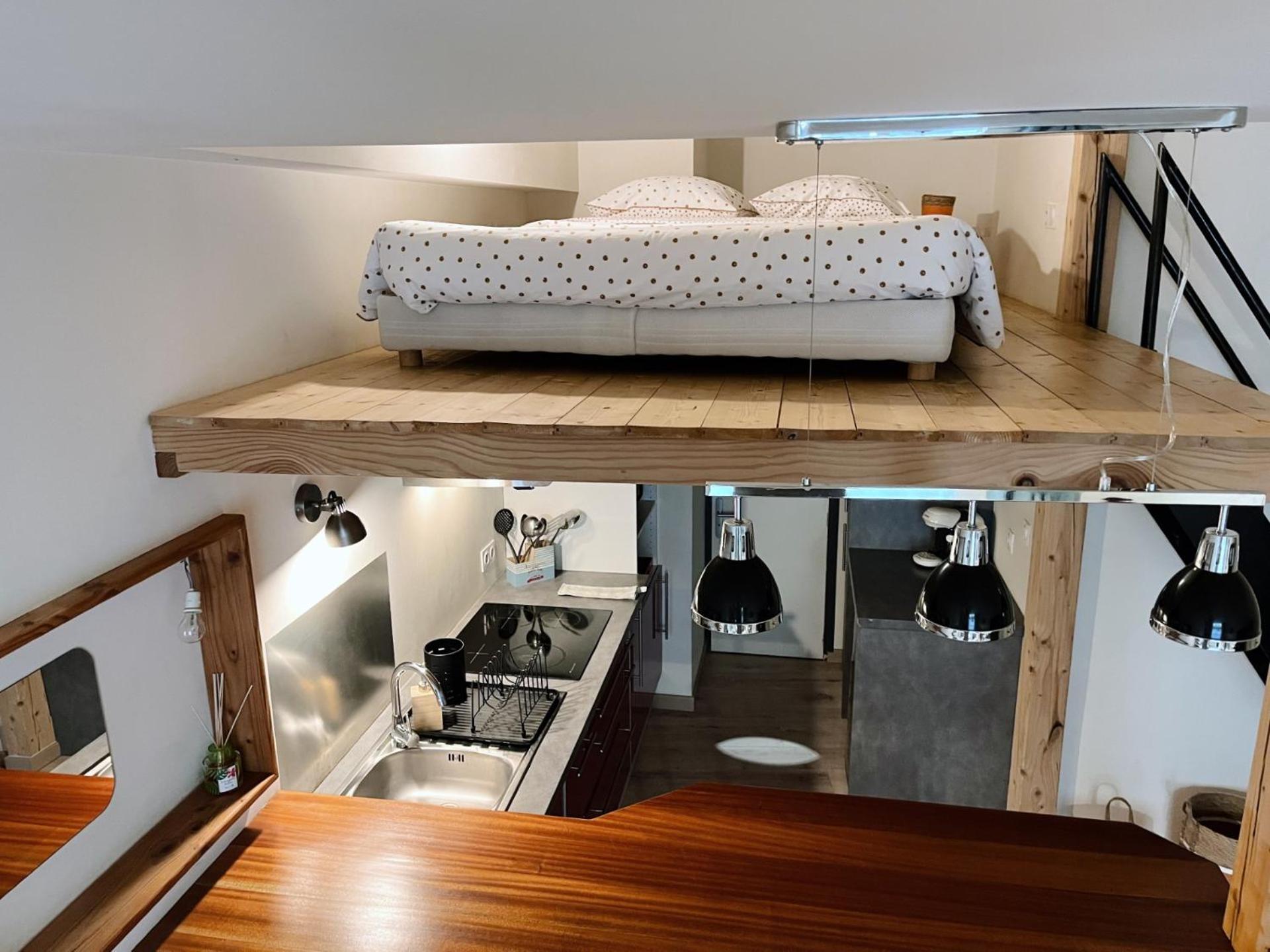 Apartment House